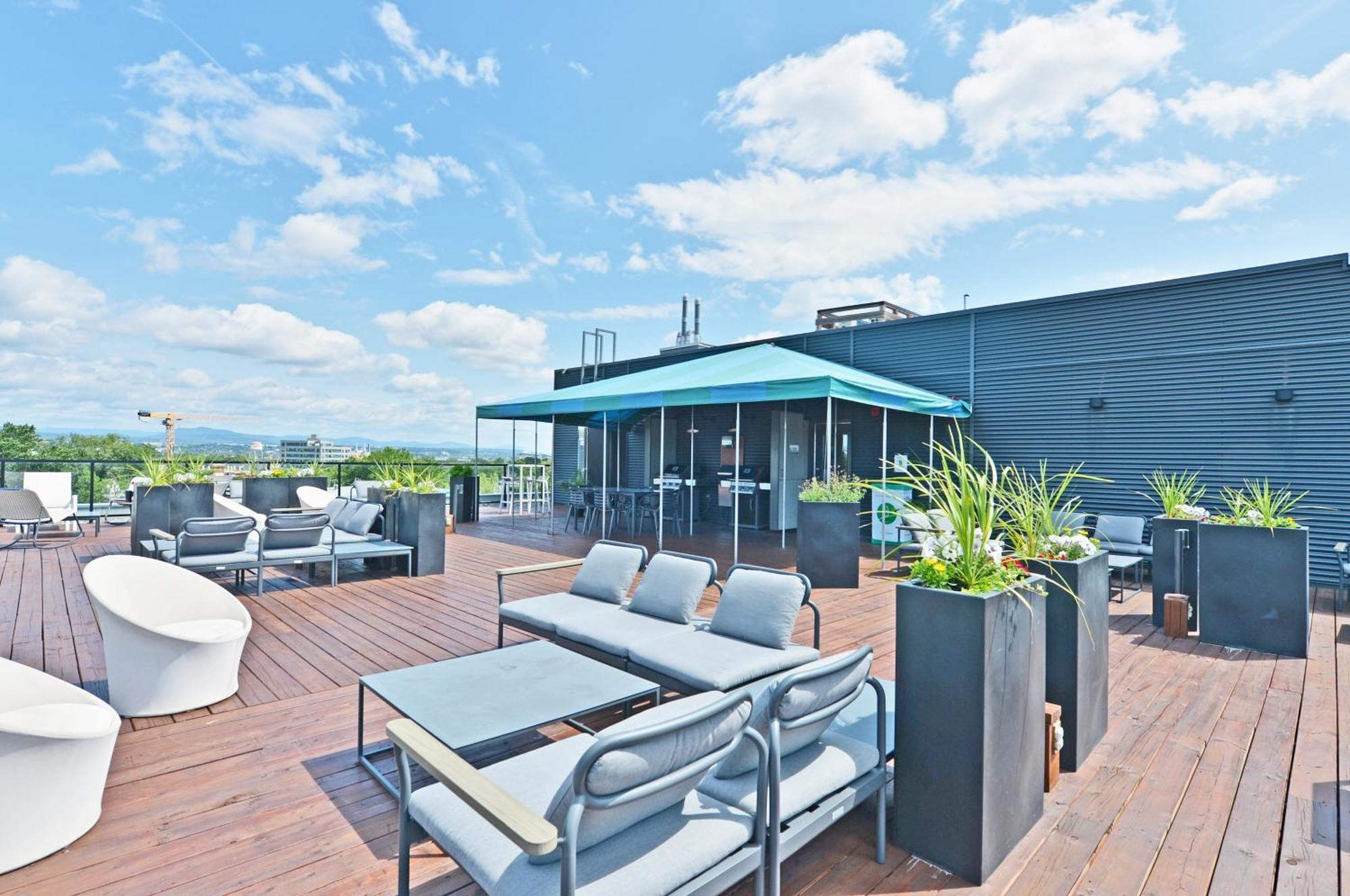 La Vie Est Belle: Free Parking, Gym, Rooftop Terrace Квебек Экстерьер фото