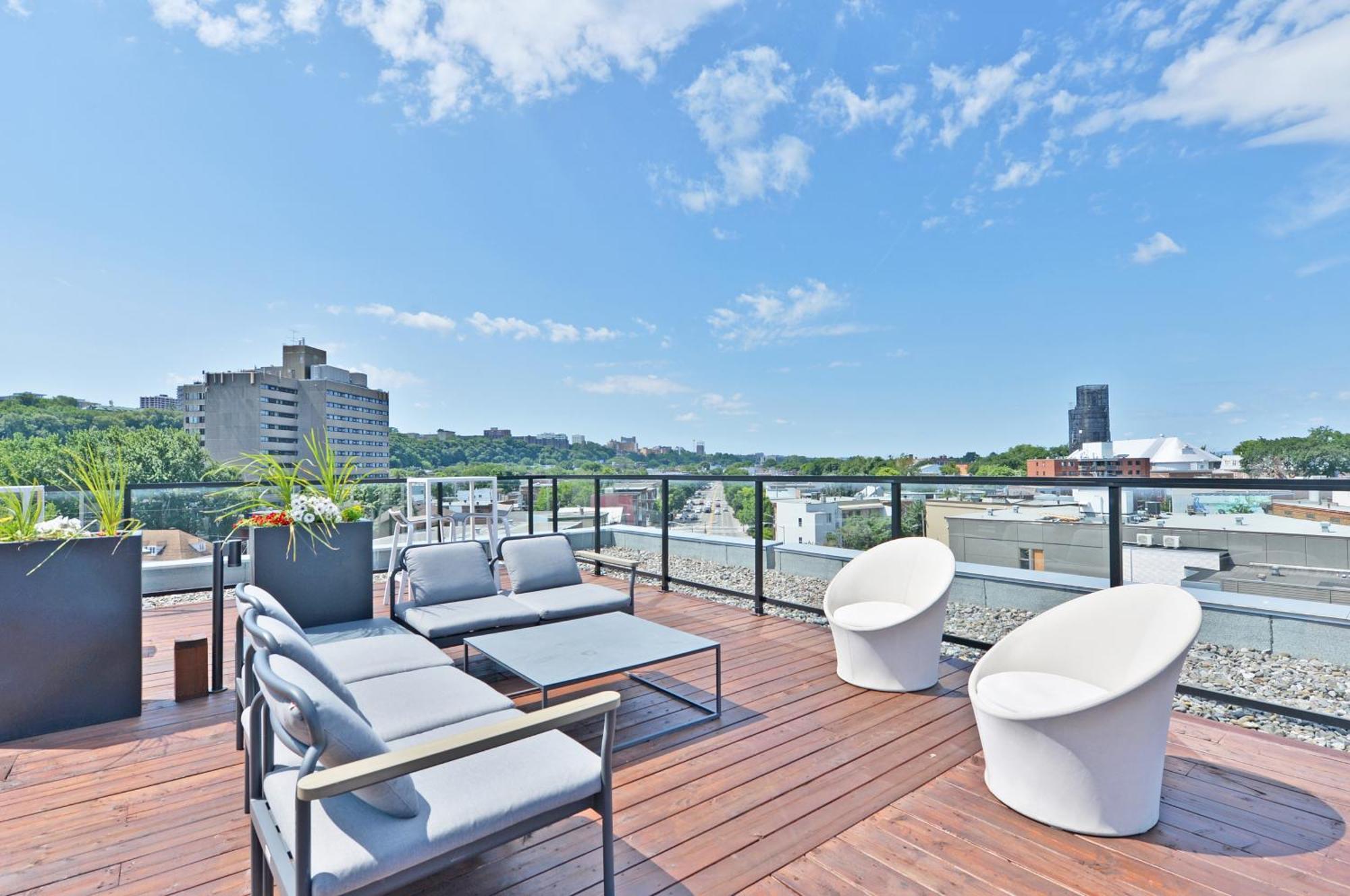 La Vie Est Belle: Free Parking, Gym, Rooftop Terrace Квебек Экстерьер фото